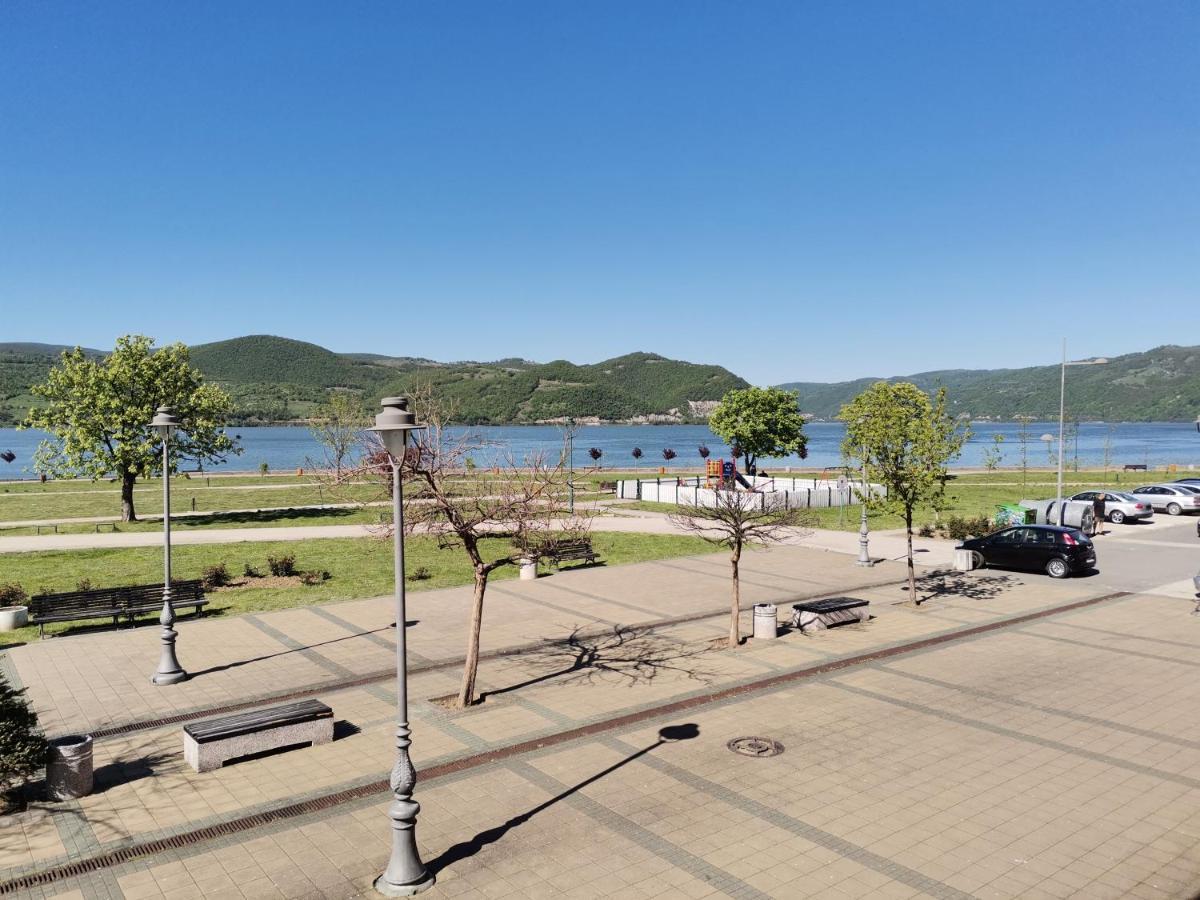 Apartman Terassa Donji Milanovac Kültér fotó